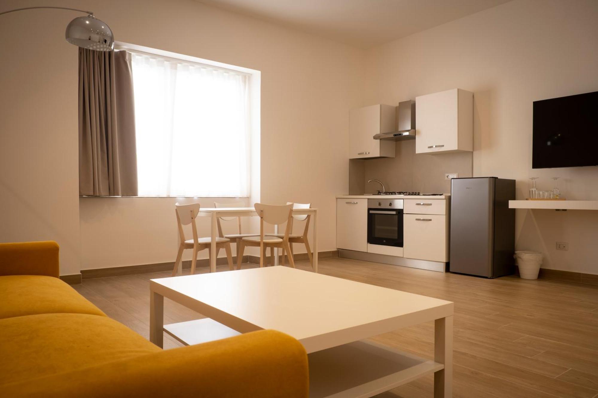 Monumental Luxury Rooms Касерта Екстериор снимка